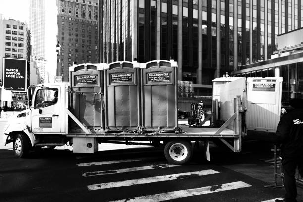 Best Sanitation services for porta potties  in Bella Vista, AR